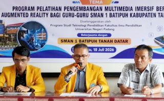34 Guru SMA dan SMK di Pesisir Selatan Dilatih UNP Buat Media Pembelajaran Berbasis IT untuk Kurikulum Merdeka