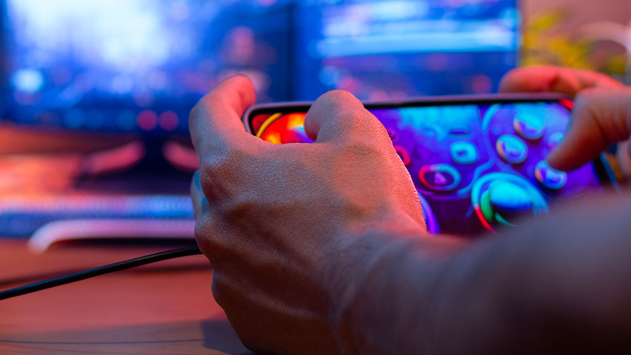 Flagship vs Flagship Killer: Bukan Cuma Soal Chipset, Ini Bedanya Buat Kantong Anda