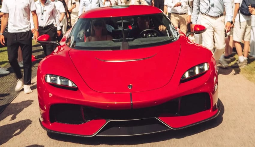 Koenigsegg Gemera Pertama yang Sudah Dikirim ke Pelanggan Alami Kaca Depan Pecah