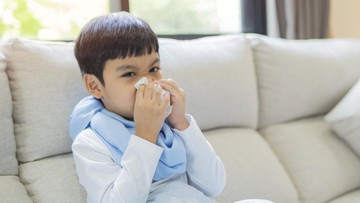 Anak Bersin Terus Menerus Setiap Pagi? Ini 6 Penyebab dan Cara Mengatasinya