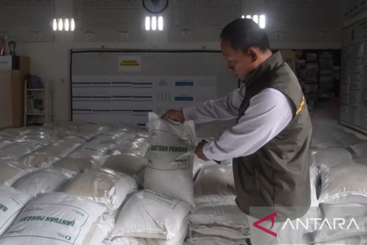 Bulog Bangka Tambah Pasokan 2.700 Ton Beras dari Sumatera Selatan, Stok di Gudang Capai 1.700 Ton