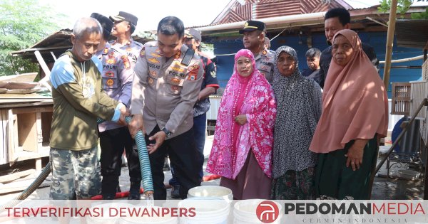 Polres Wajo Salurkan 6.000 Liter Air Bersih ke Warga Cappa Bulu di Tengah Kekeringan Meluas