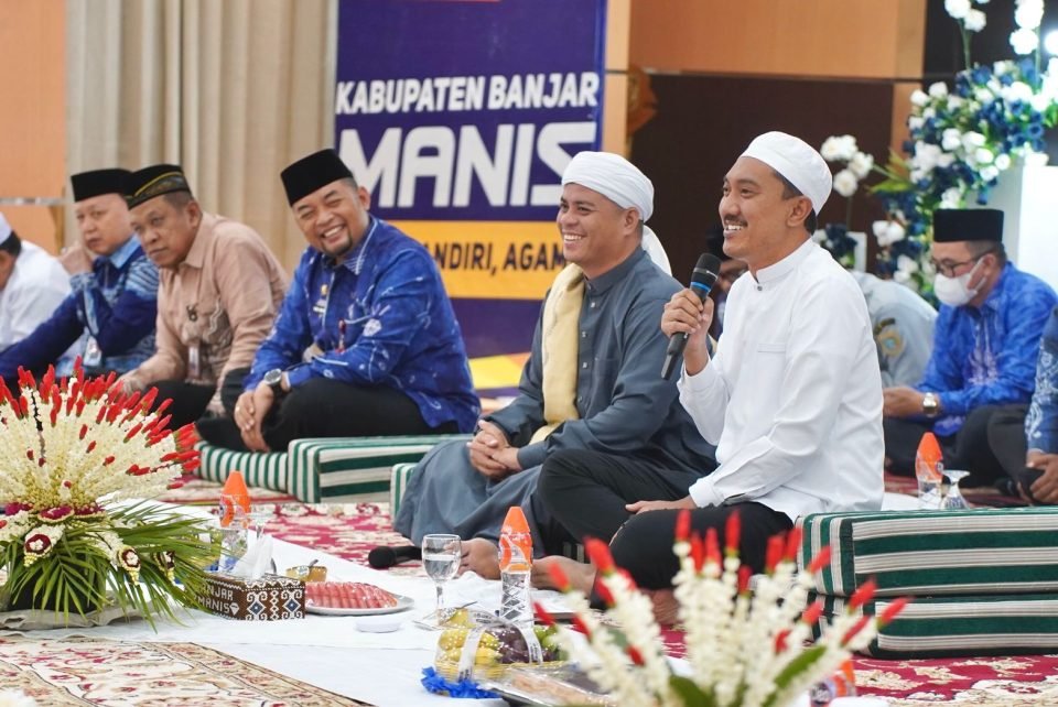 Bupati Banjar Ajak ASN Tinggalkan Ego Sektoral di Peringatan Maulid, Tekankan Pelayanan Cepat dan Manusiawi