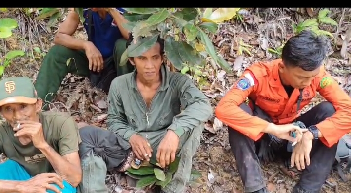 Empat Warga Natuna Ditemukan Selamat Setelah Empat Hari Tersesat di Hutan Gunung Bedung, Dievakuasi dari Jarak 11 Kilometer