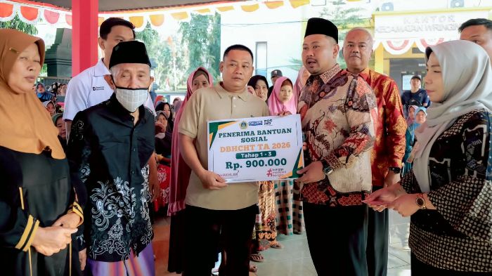 BLT DBHCHT Rp900 Ribu Cair di Gresik, Cek Kriteria Petani Tembakau dan Buruh Rokok