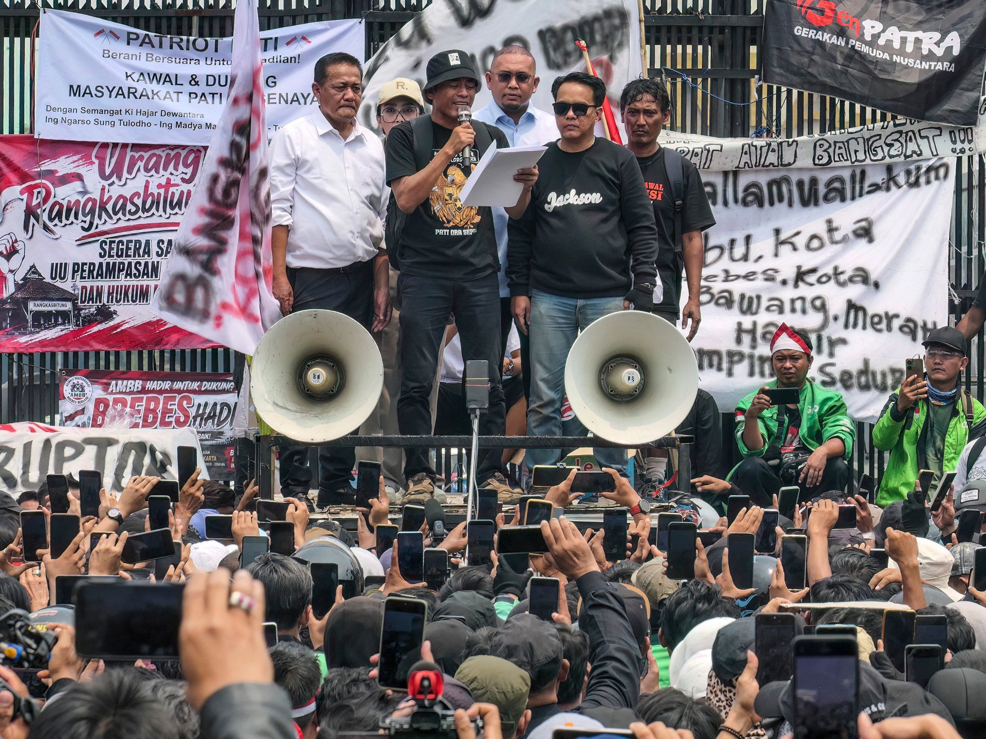 Ribuan Warga Desak DPR Segera Sahkan RUU Perampasan Aset Korupsi
