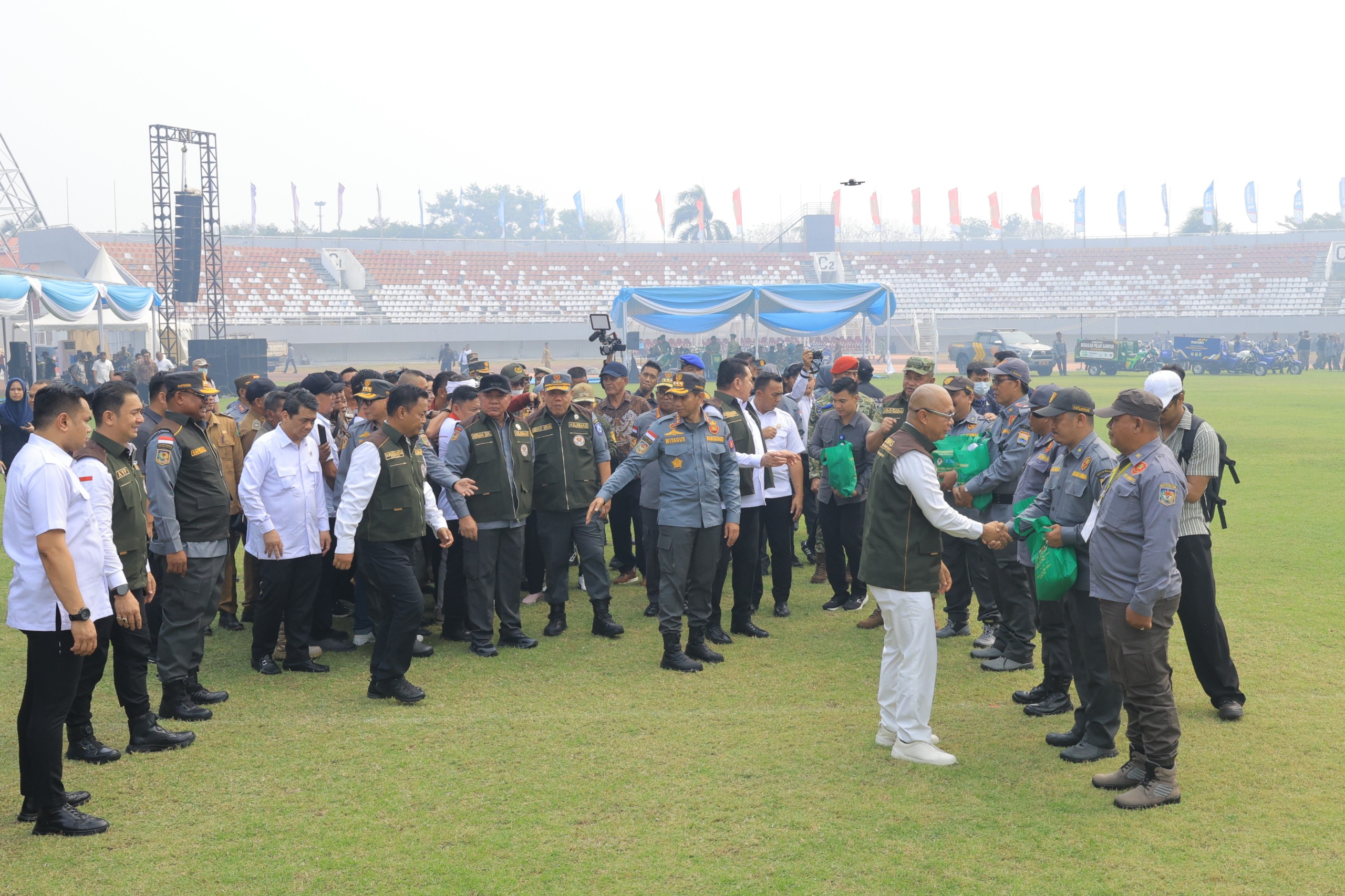 Wali Kota Palembang Ratu Dewa Dorong 2.500 Anggota Satlinmas Profesional dan Responsif Lewat Asosiasi Linmas se-Indonesia