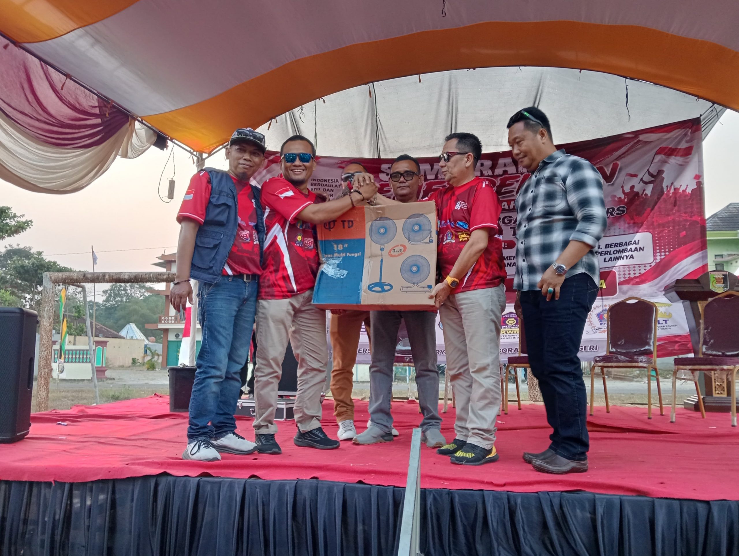 8 Organisasi Pers Lampung Timur Gelar Lomba 17 Agustus hingga Donor Darah, Buktikan Kebersamaan Tanpa Anggaran Besar