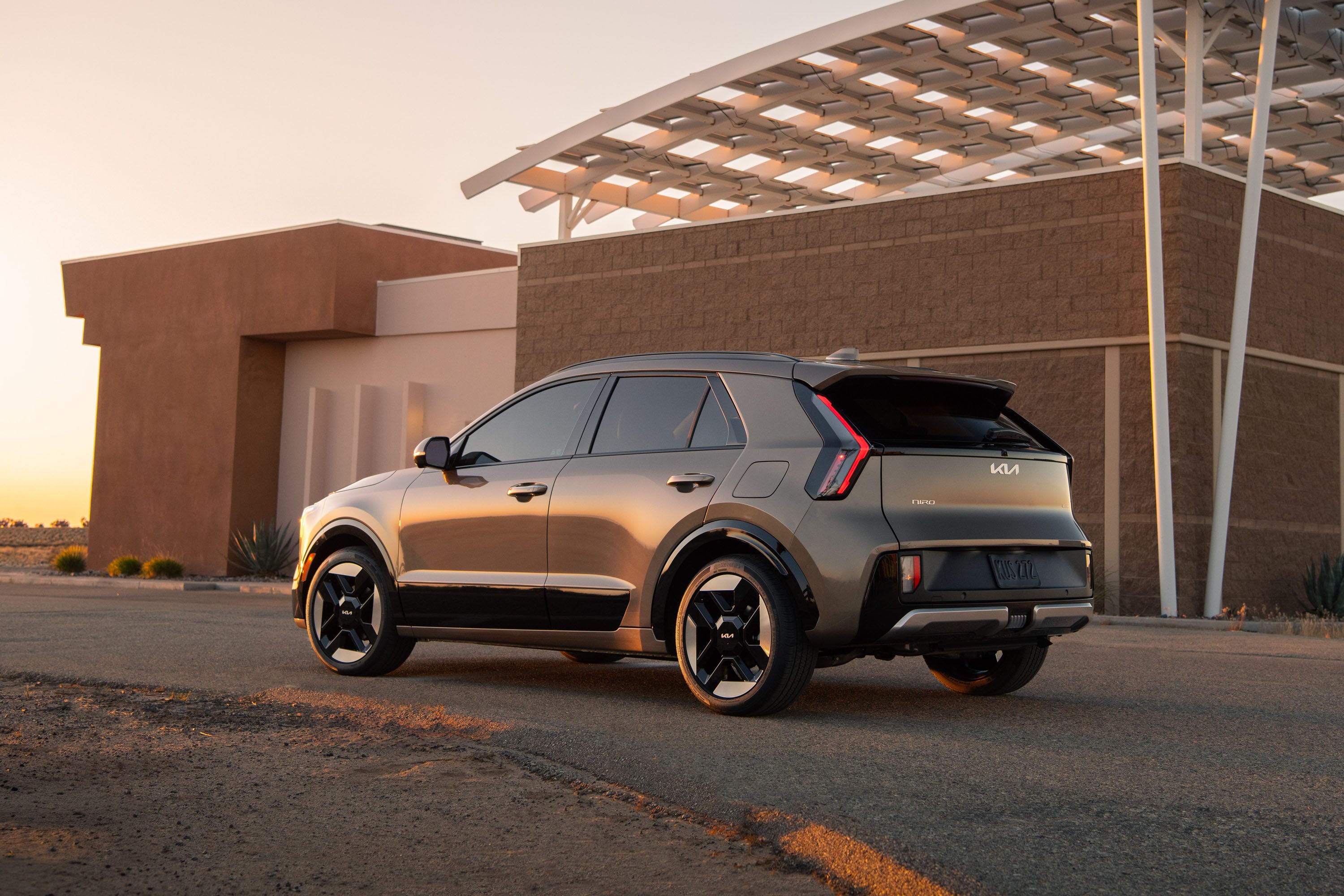 Kia Niro Hybrid 2027 Naik Harga USD 2.500, Fitur Canggih Jadi Kompensasinya