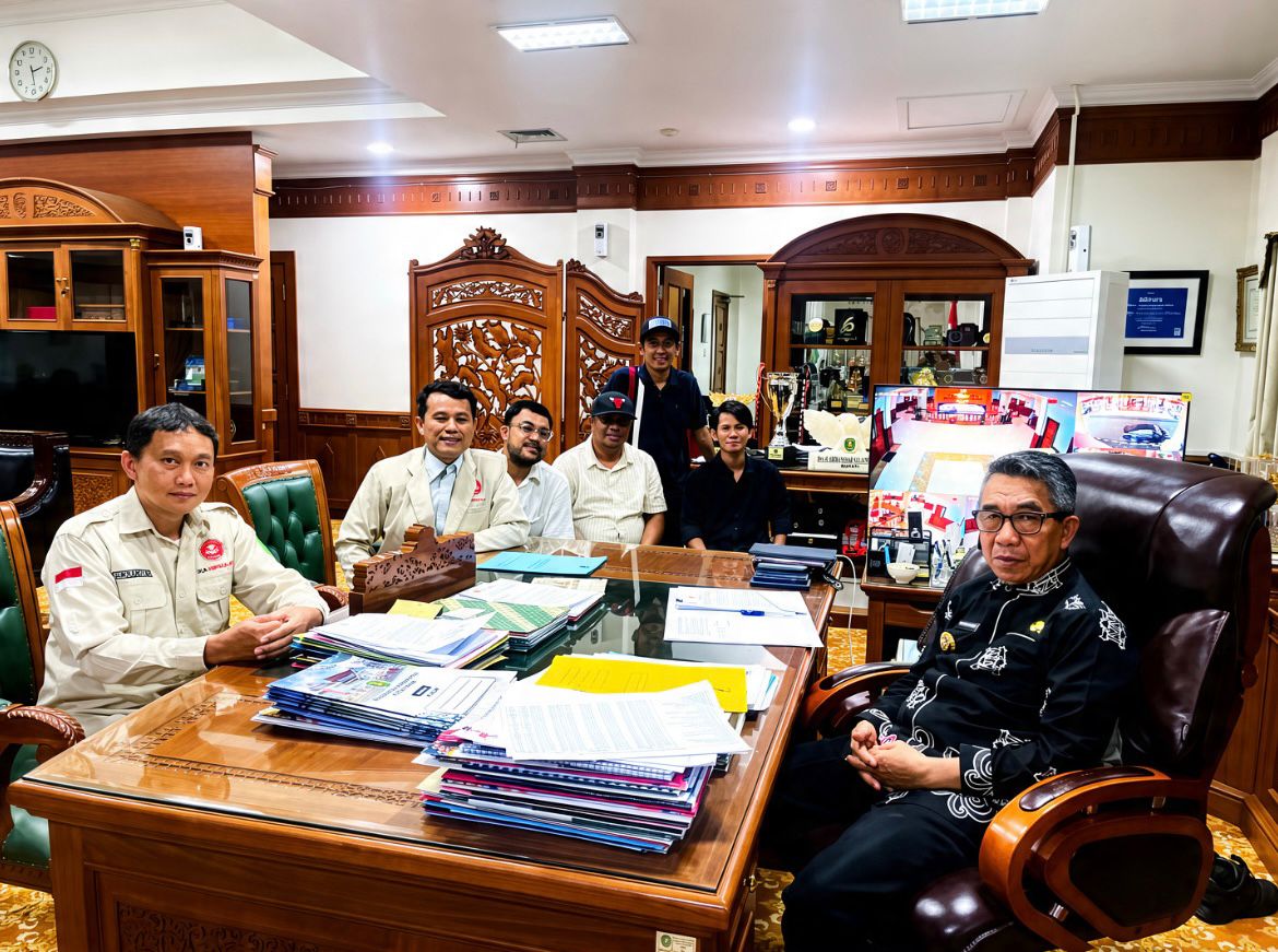 IKA HIPMA-KT Temui Bupati Ardiansyah di Kutai Timur, Bahas Talkshow Peluang Kerja hingga Sinergi Program Daerah