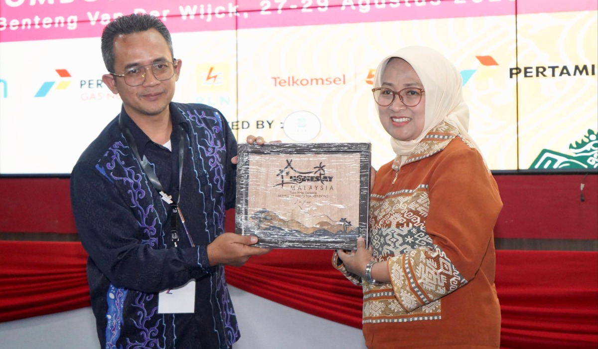 Kebumen Gaet Malaysia Tourism di Kebumen Travel Mart 2026, Bupati Lilis Buka Peluang Wisatawan Mancanegara
