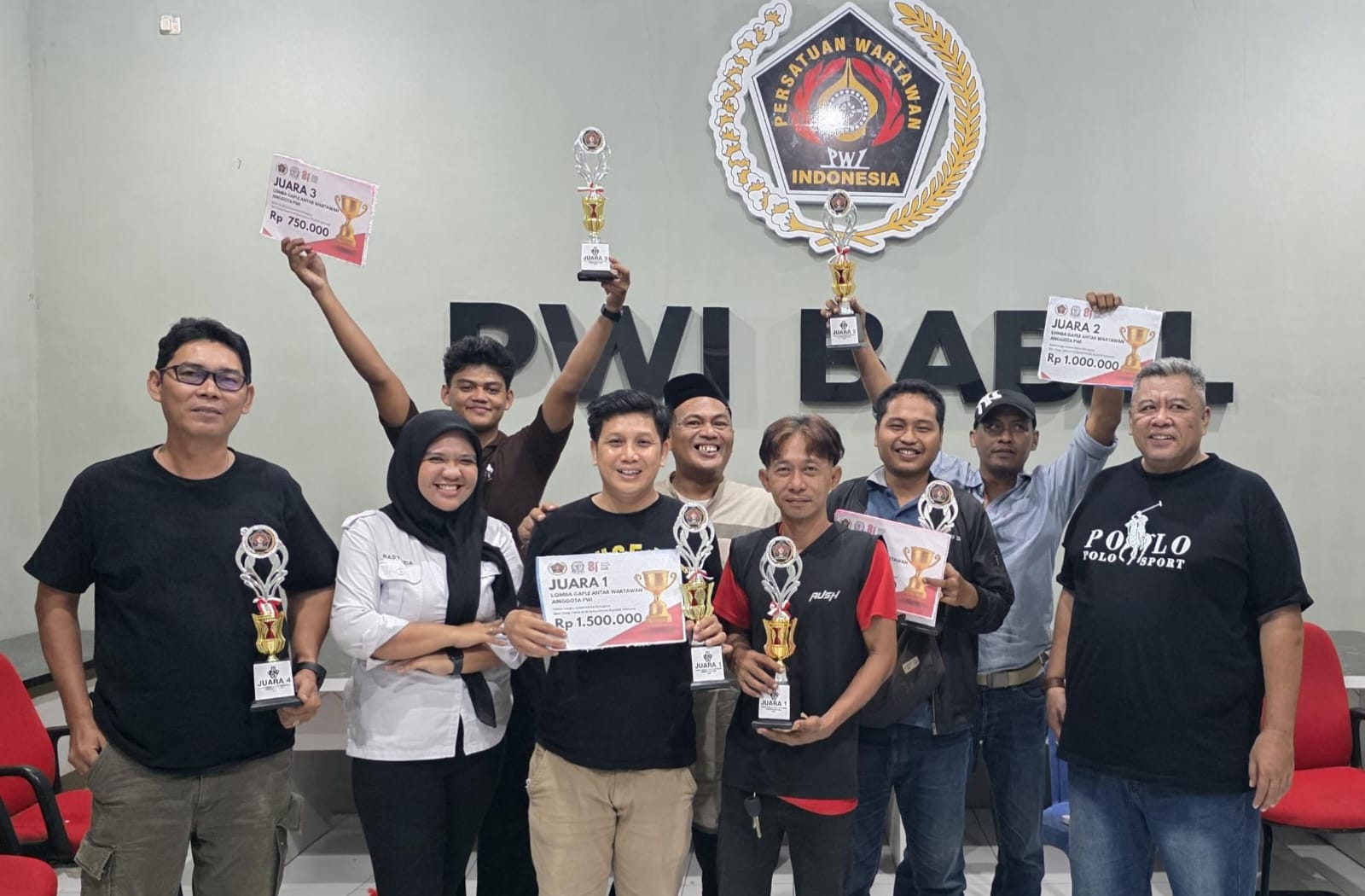 16 Tim Wartawan Babel Bertanding di Lomba Gaple PWI, Pasangan Donny Fahrum dan Dian Arpandi Juara Satu