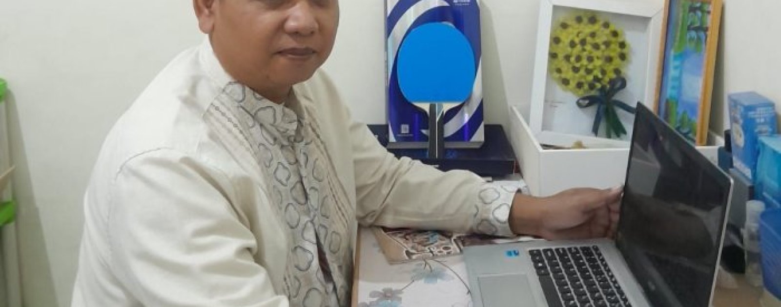Kabut Asap Karhutla Selimuti Muaro Jambi, MAN 1 Gelar Pembelajaran Daring, Guru Baru Rasakan Pengalaman Pertama