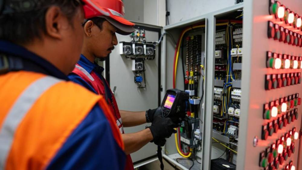 PLN Jatim Siagakan 77 Personel dan 4 Gardu Bergerak Kawal Muktamar ke-35 NU di Jombang, Pasokan Listrik Berlapis Disiapkan