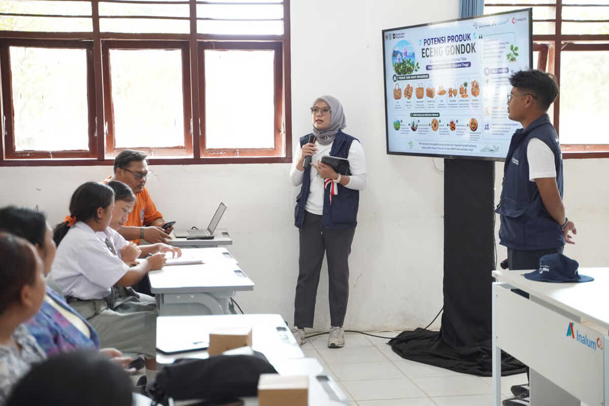 MIND ID Terjun ke Samosir, 200 Siswa dan 60 UMKM Terima Program Pemberdayaan