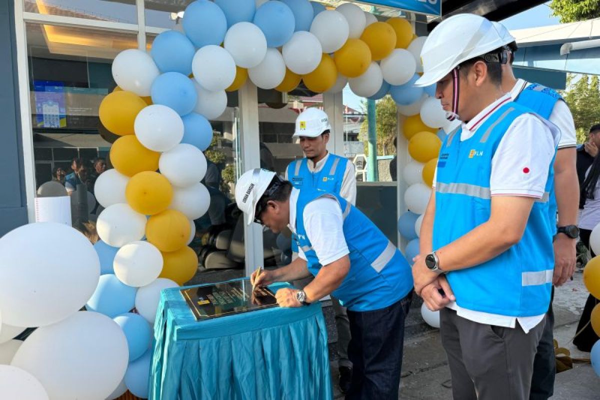 PLN Resmikan SPKLU Fast Charging 90 kW di Palu, Pengisian Mobil Listrik Kini Lebih Cepat