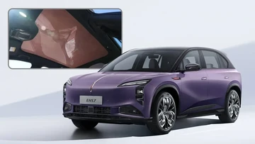 Hongqi Kembangkan Panel Surya Perovskite di Atap Mobil Listrik, Janji Tambah Jarak Tempuh 80 Km per Hari