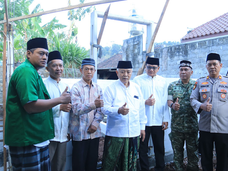 Bupati Malang Ajak Warga Kasembon Makmurkan Masjid Lewat Safari Subuh Keliling, Layanan Publik Ikut Dihadirkan