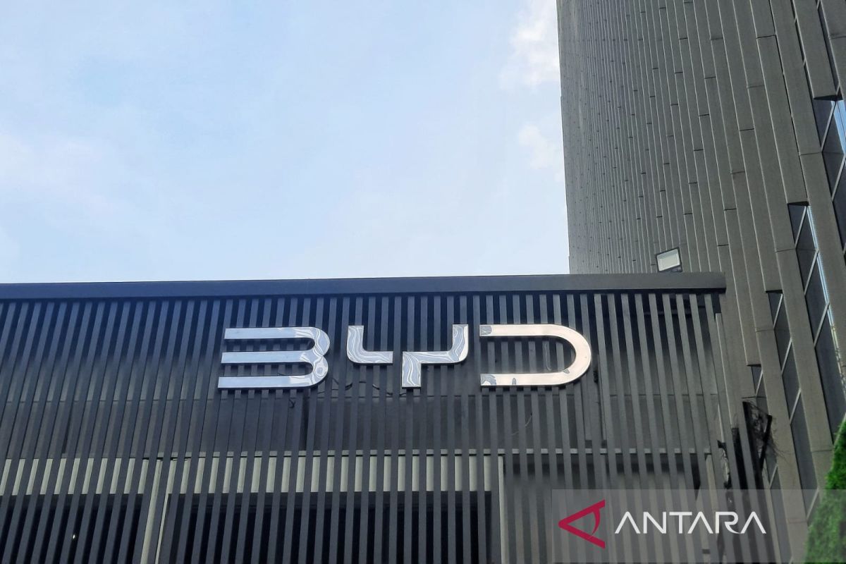 BYD Genjot Jaringan Flash Charging, 10.000 Stasiun Beroperasi di China