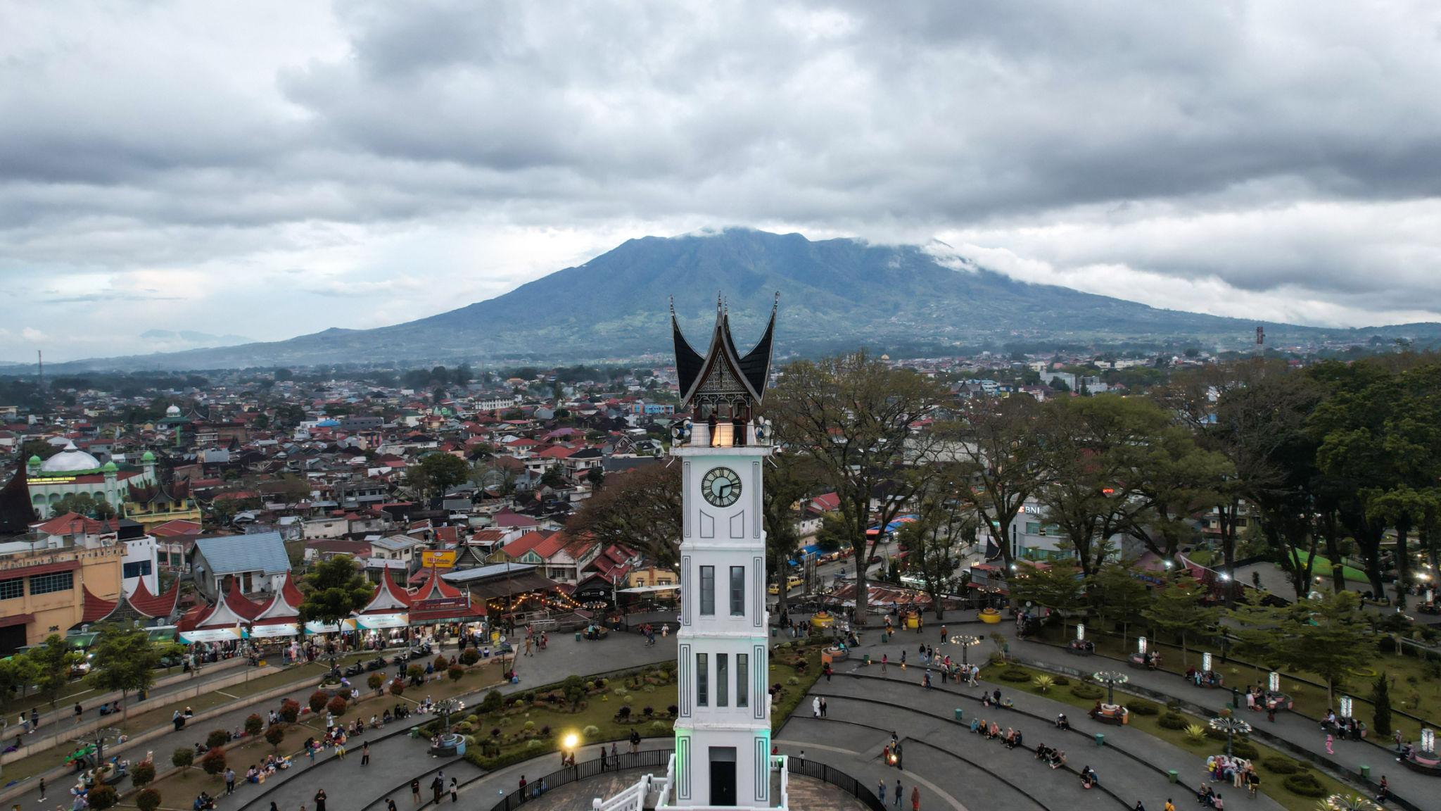 9 Destinasi Wisata Sumatera Barat: dari Jam Gadang hingga Lembah Harau