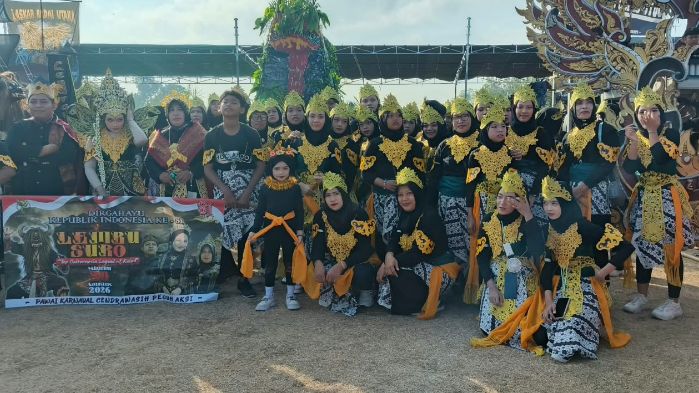 10 Tema Karnaval HUT ke-81 RI di Gresik, Jalan Cucak Rowo Raih Juara Pertama