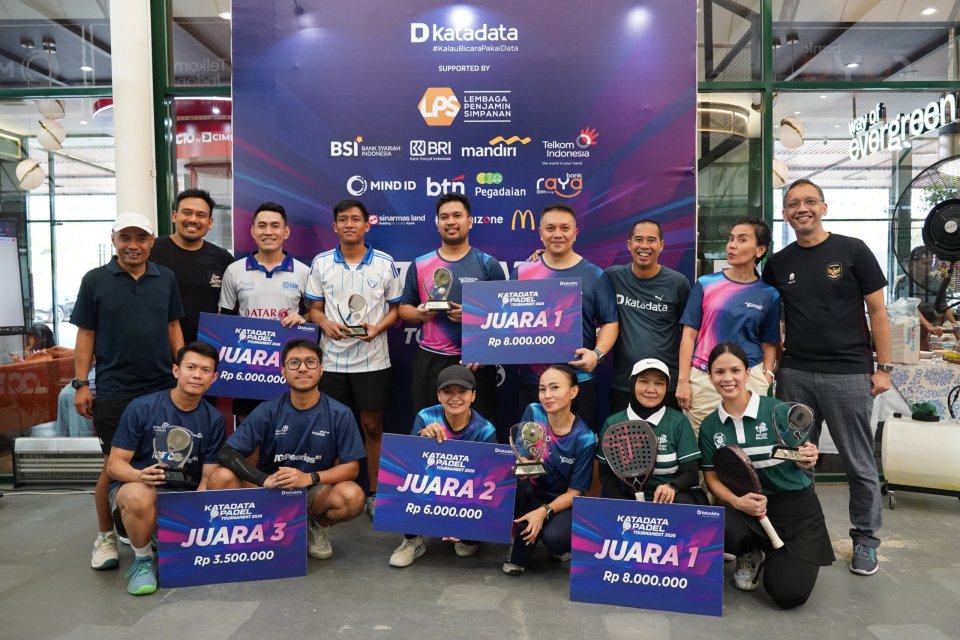 72 Profesional Korps Media dan Korporasi Bertarung di Katadata Padel Tournament 2026, Antam Padel Juara Kategori Putri