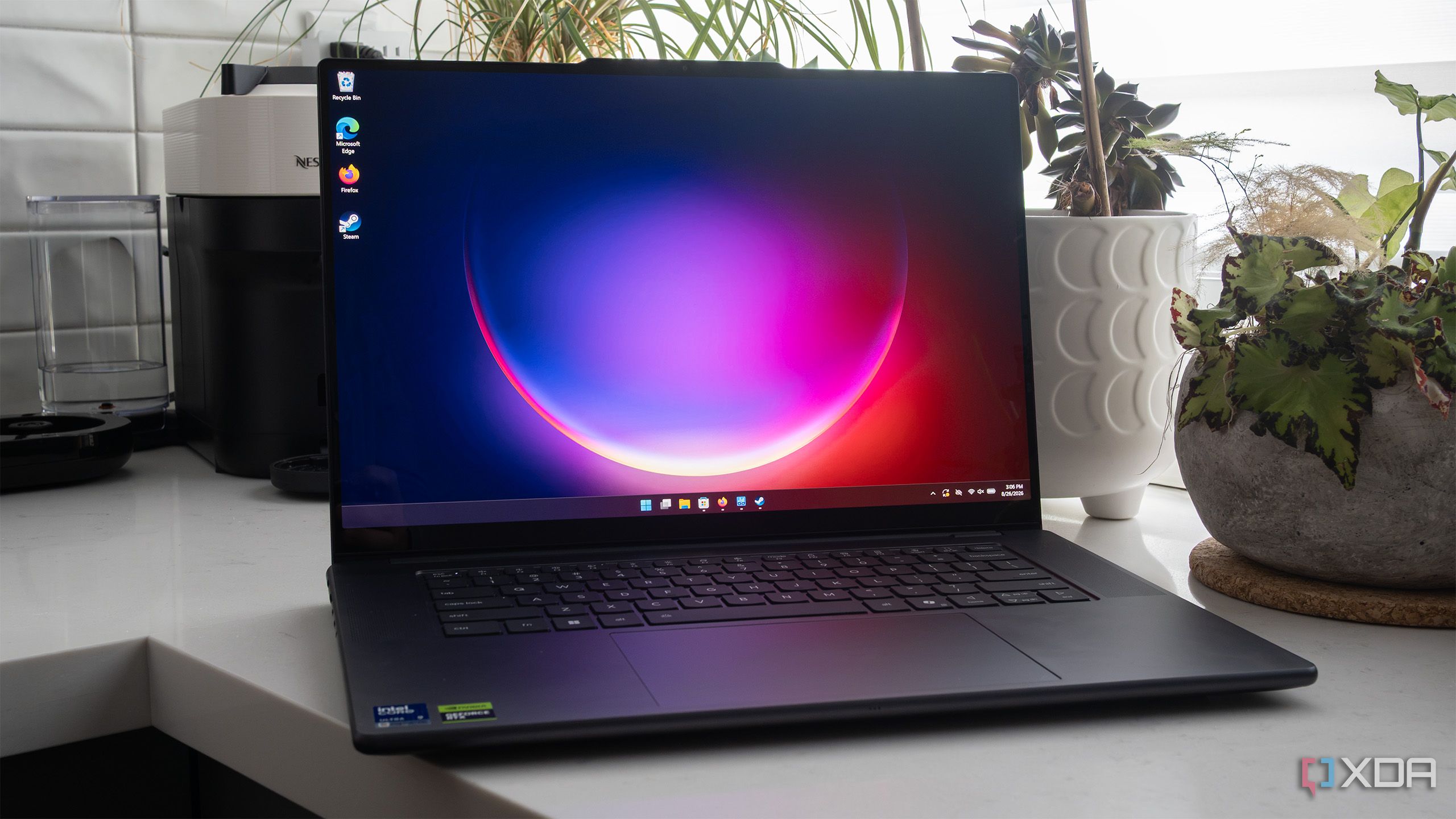 Lenovo Pro 9i Aura Edition Review: Laptop Kreator Bertenaga dengan Layar OLED 120Hz
