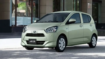 Review Daihatsu Mira e:S 2026: Kei Car Rp 120 Jutaan yang Janjikan 27 Km/L, tapi Ada