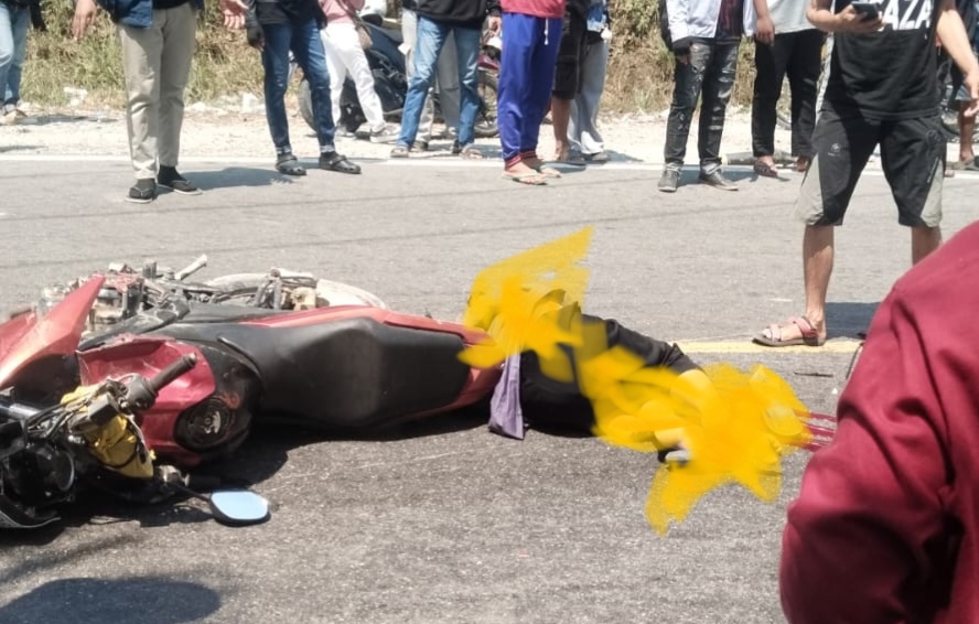 Tabrakan Maut di Jalan Trans Sulawesi Mamuju Tengah: Truk Rino Diduga Lawan Arah, Satu Pengendara Motor Tewas