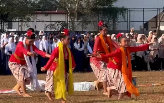 Dinas Pendidikan Bekasi Wajibkan Tempat Sampah Pilah di Semua Sekolah untuk Dukung PSEL