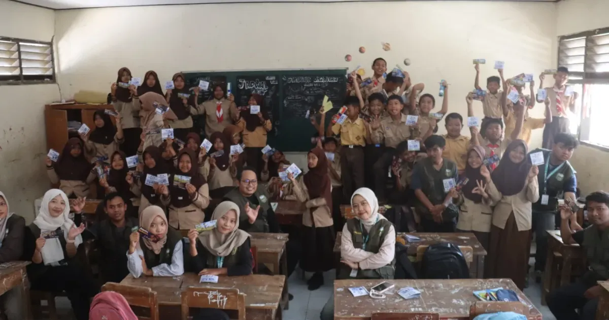 Mahasiswa KKN UPS Tegal Ajari 83 Siswa SD Negeri Semedo Mengenal AI dan Etika Teknologi