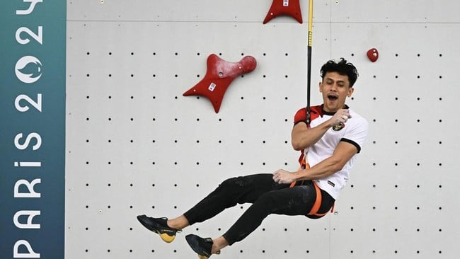 Veddriq Leonardo Incar Emas Speed Perorangan di Asian Games 2026