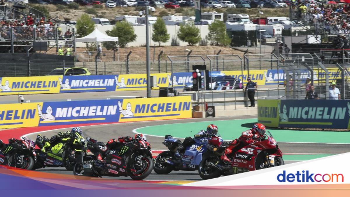 Pembalap Repsol Honda Kunci Kemenangan di Aragon, Martin Tertinggal 19 Poin