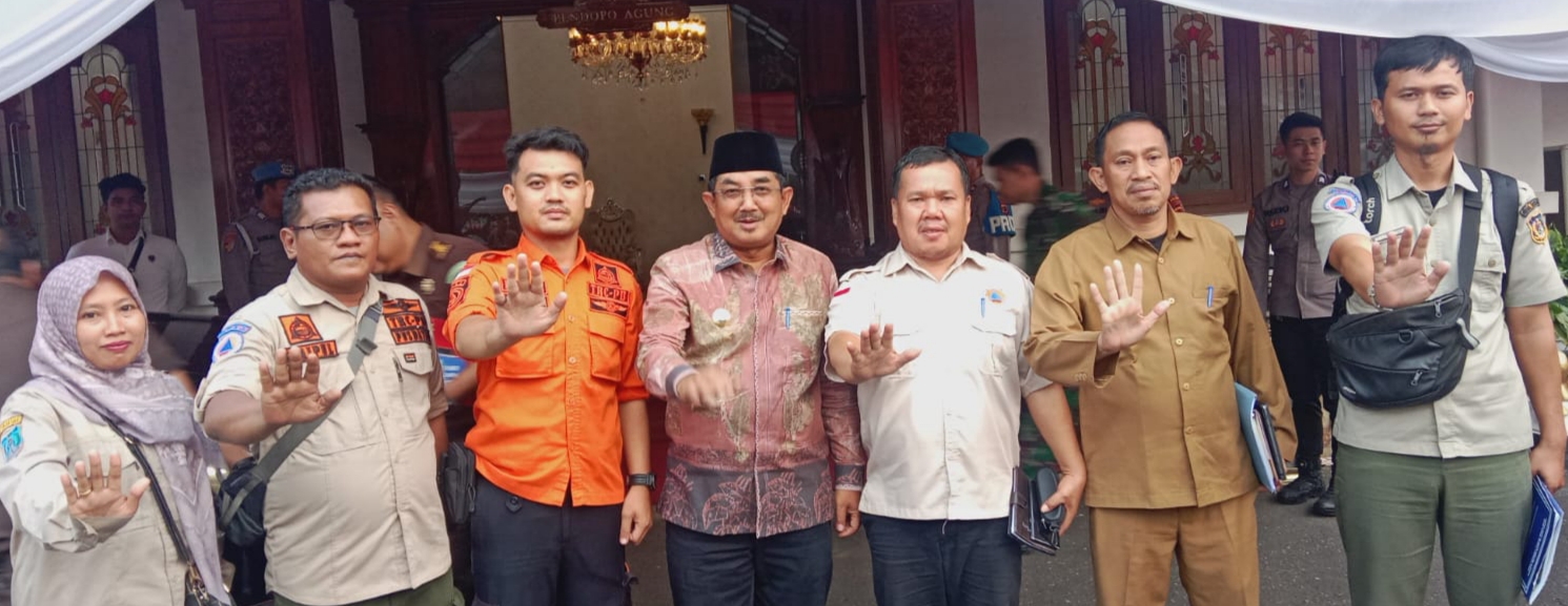 Pj Bupati Tanjab Barat Anwar Sadat Hadiri Rakor Karhutla Bersama Gubernur Jambi, Ini Instruksi yang Ditegaskan