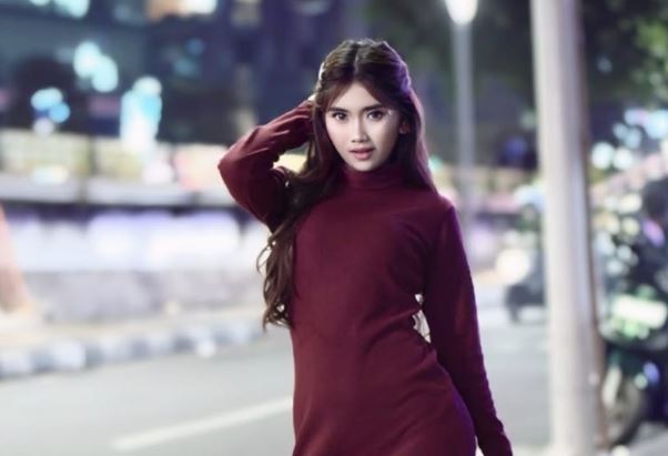 Lagu “Selain Donatur Dilarang Ngatur” Versi Pawzia Tembus 1,3 Juta Putaran