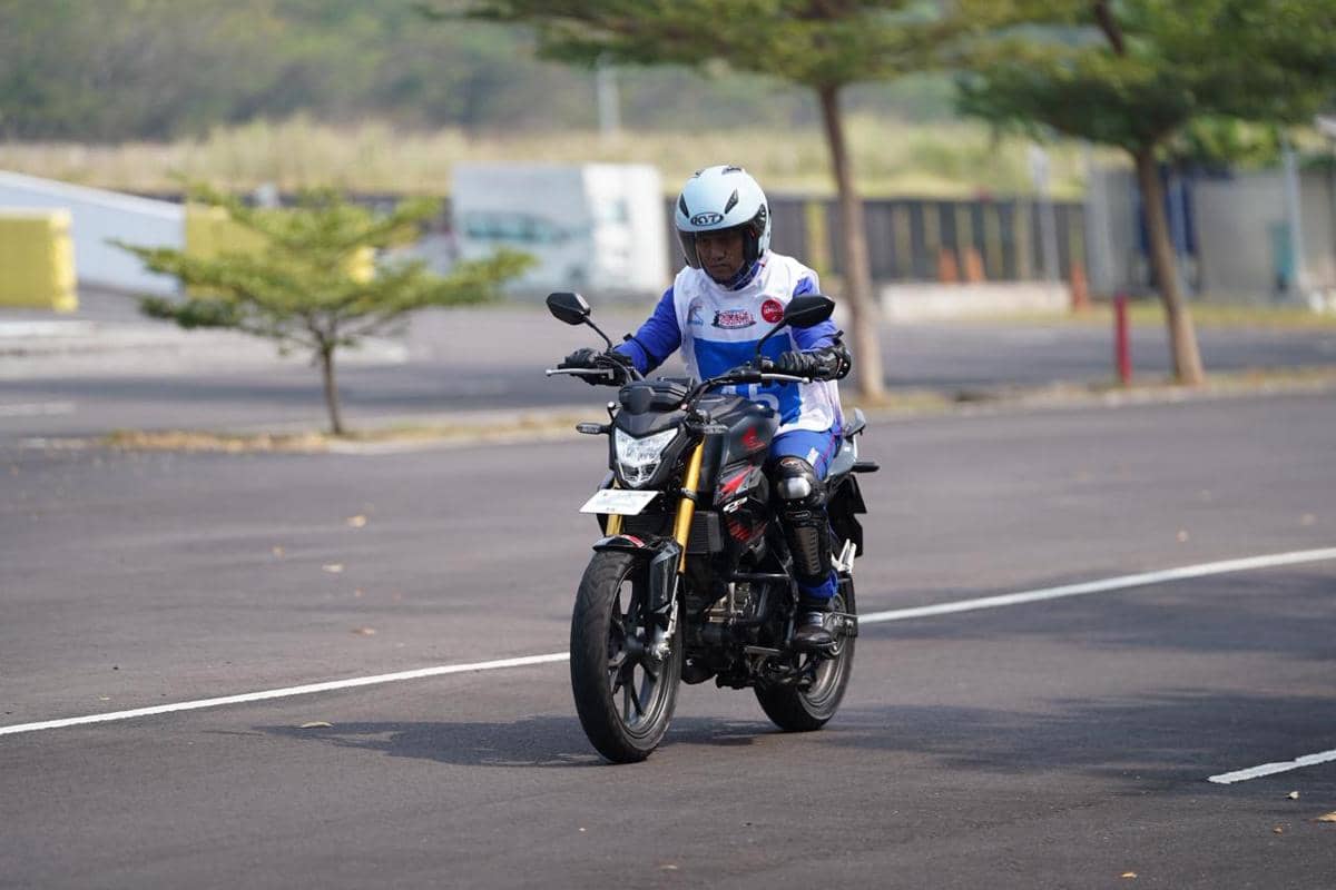 Jalinsum Mandailing Natal Berisiko Longsor, Main Dealer Honda Imbau Pemotor Cek Komponen Vital