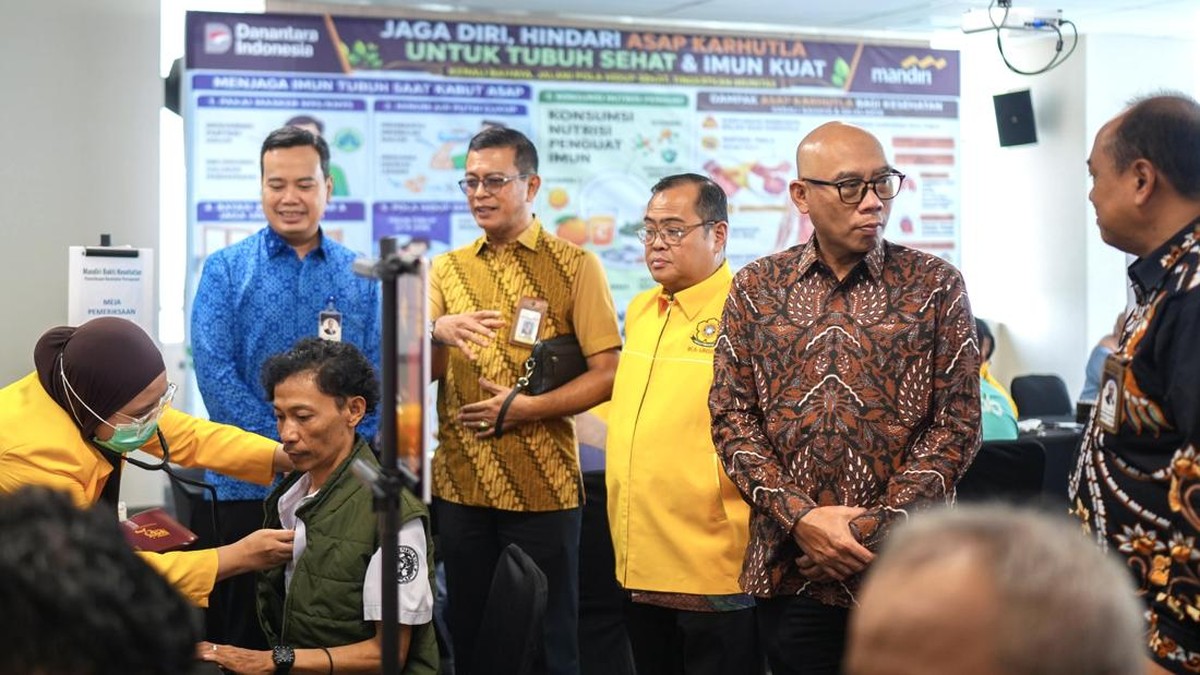 Bank Mandiri Salurkan Bantuan Kesehatan untuk 28.000 Warga Terdampak Kabut Asap