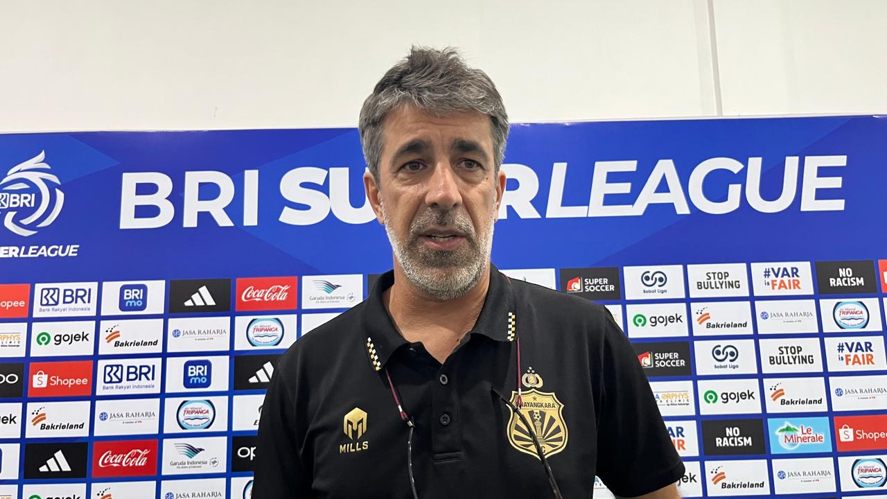 Oscar Bruzon Terima Tantangan Bawa Bhayangkara Lampung FC Tembus Tiga Besar Liga 1