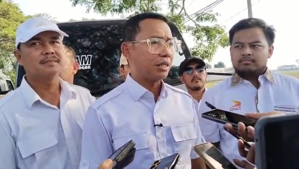 Gerindra-TIDAR Distribusikan 80.000 Liter Air Bersih ke 7 Desa Terdampak Kekeringan di Pesisir Serang