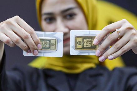 Harga Emas Antam Diprediksi Fluktuatif di Rp2,68-2,81 Juta per Gram