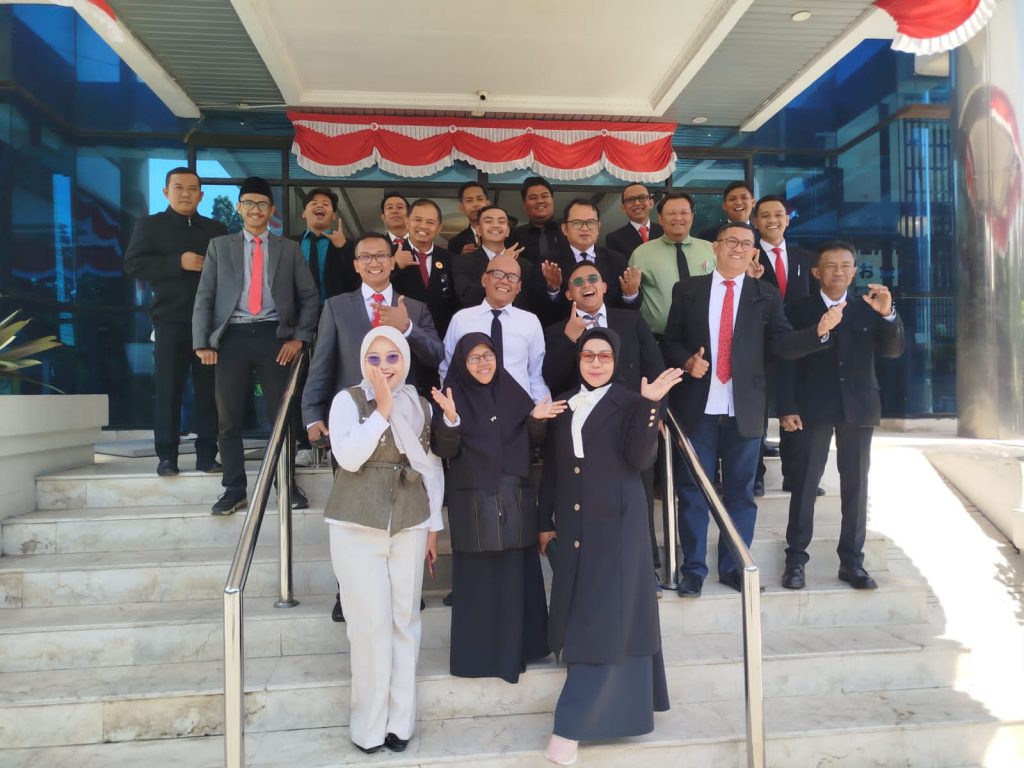 Sekjen DPP PERADIN Hadiri UPA di Bandung: 33 Calon Advokat Jawa Barat Ukir Langkah Awal Profesi