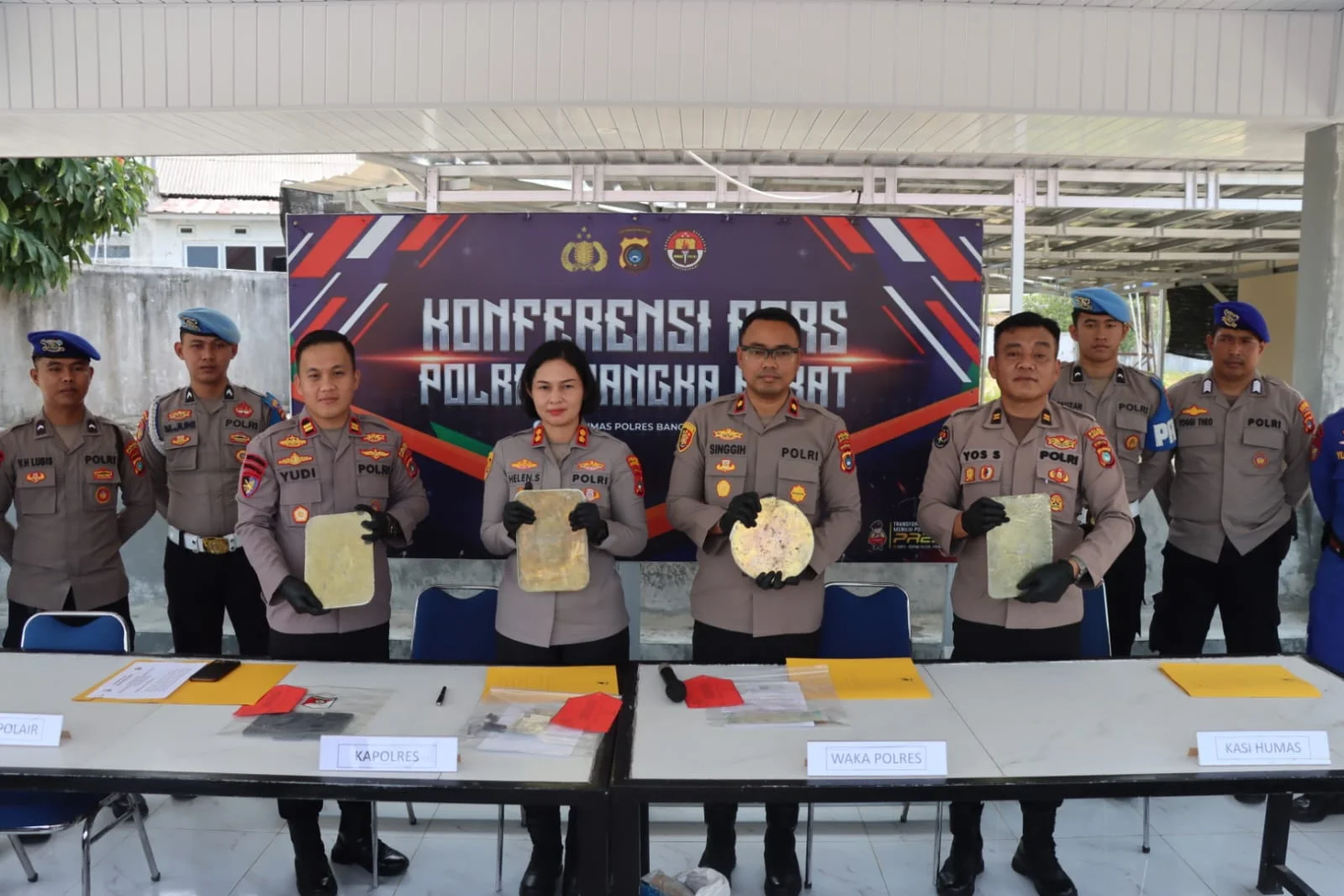 Polres Bangka Barat Gagalkan Penyelundupan 15 Balok Timah ke Luar Pulau Bangka, Disamarkan di Bawah Muatan Tepung Tapioka