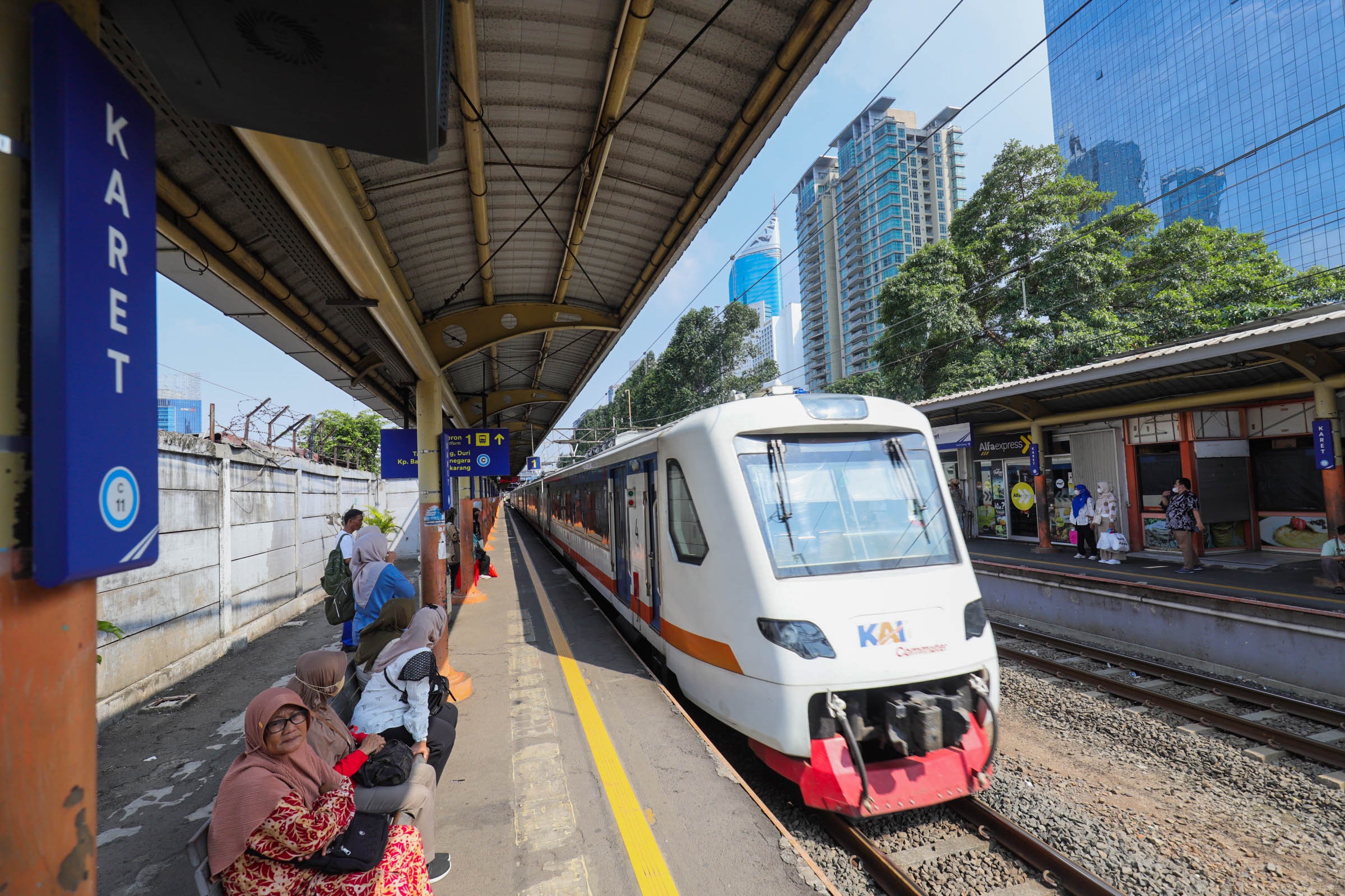 KAI Commuter Alihkan Layanan Stasiun Karet ke BNI City Mulai 1 September 2026