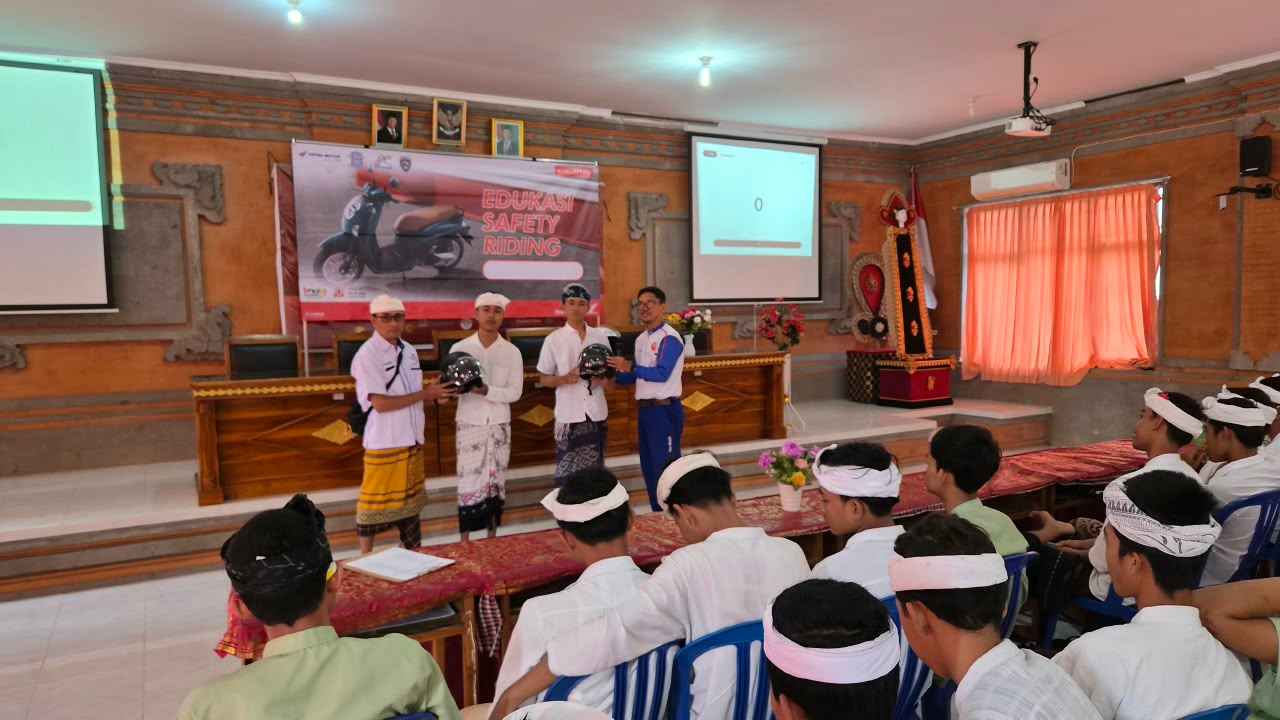 Astra Motor Bali Bekali 90 Siswa SMKN 1 Klungkung Materi Safety Riding, Target Tekan Angka Kecelakaan Pelajar