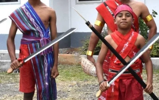 Baju Adat Maluku Dilirik Anak Muda untuk Wisuda dan Prewedding, Sanggar Kalwedo: Kebanggaan Identitas Tetap Hidup