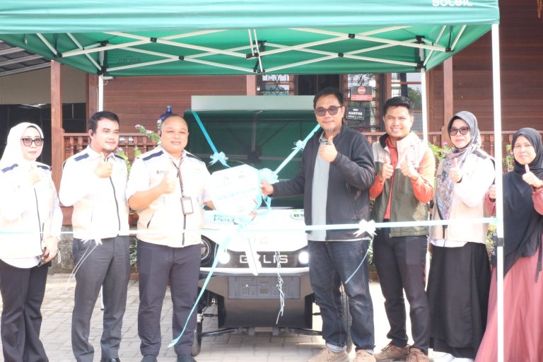 PLN Resmi Operasikan Gerobak Listrik GEMPITA di Palembang, Angkut 450 Kg Sampah untuk Biayai Pendidikan Anak Yatim