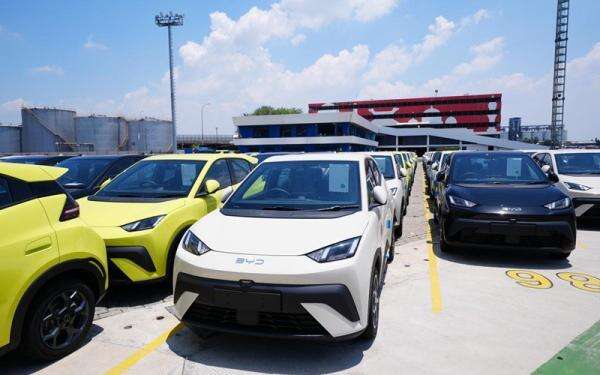 BYD Catat Penurunan Laba dan Pendapatan Paruh Pertama 2026, Saham Terkoreksi di Hong Kong