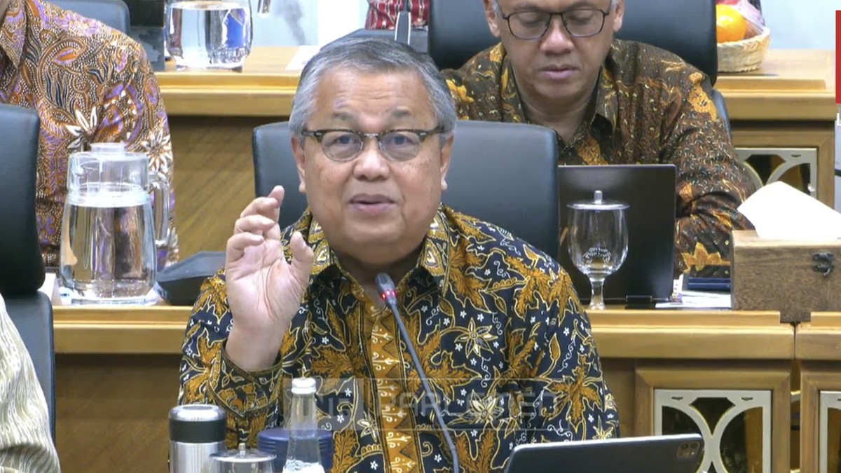 DPR Sahkan Destry Jadi Gubernur BI, Perry Warjiyo Ucapkan Selamat