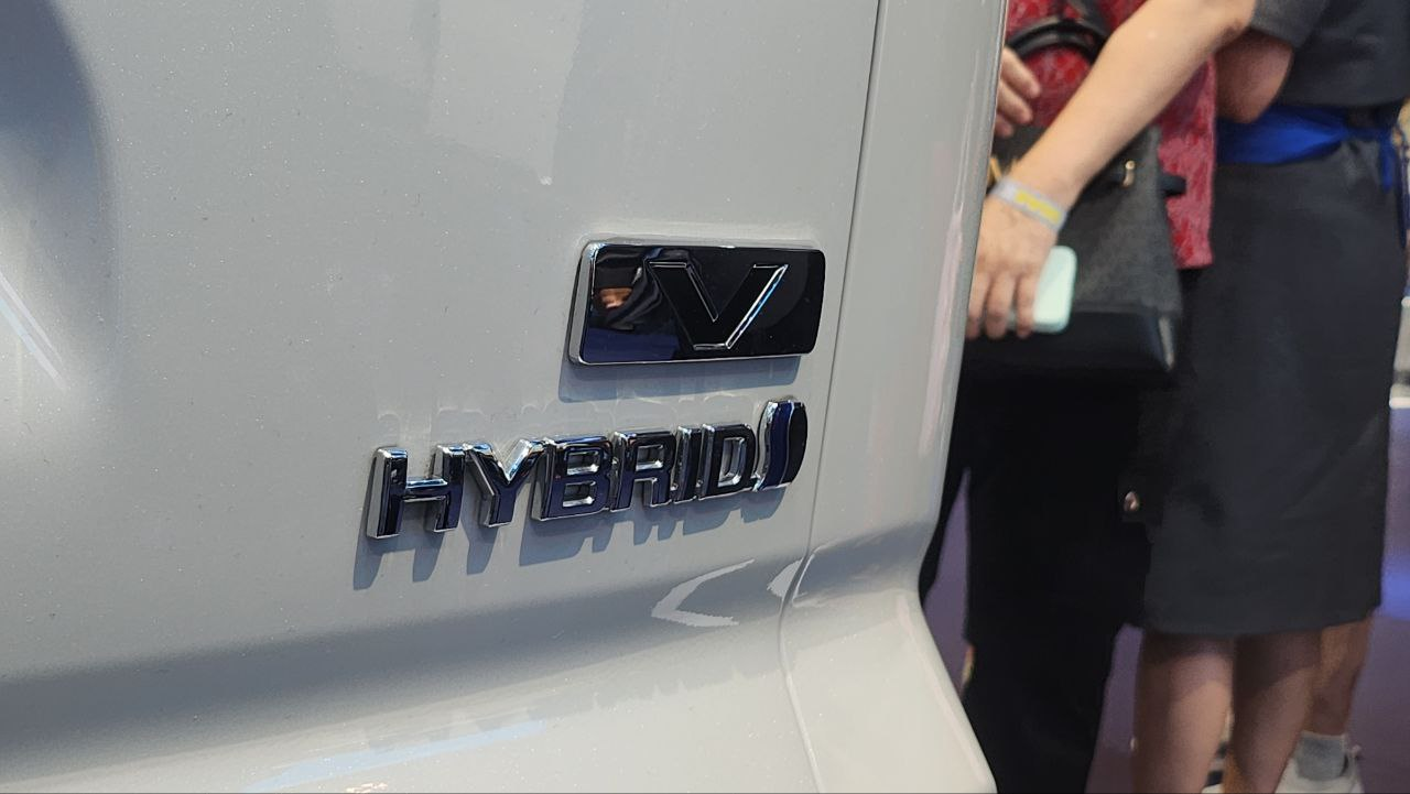 Minat Mobil Hybrid Naik 40 Persen: Bukti Konsumen Indonesia Pilih Transisi Bertahap ke Elektrifikasi