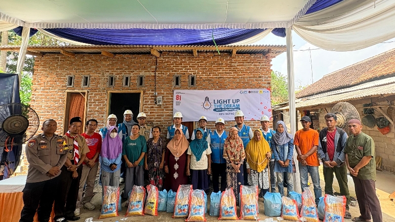 PLN Lampung Nyalakan Listrik Gratis untuk 34 Keluarga Prasejahtera, Lebih dari 800 Rumah Sudah Terbantu LUTD